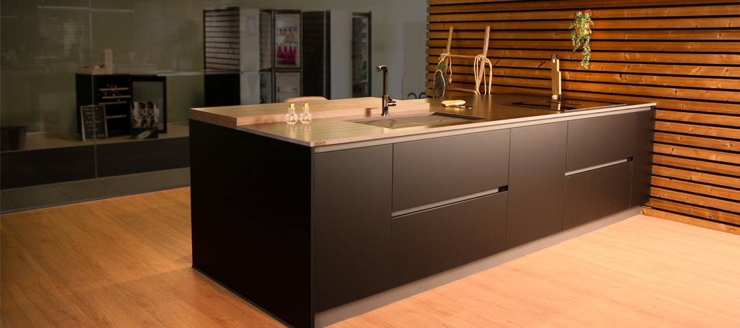 Cuisine noire design minimaliste