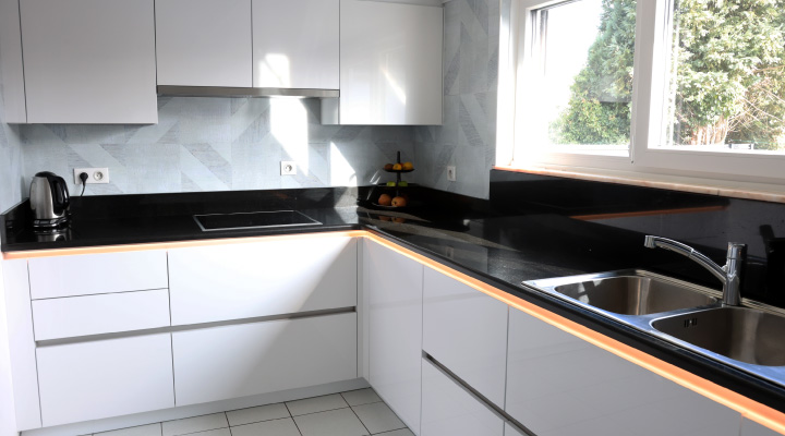 Cuisine &eacute;quip&eacute;e r&eacute;alis&eacute;e par Defitec &agrave; Aiseau