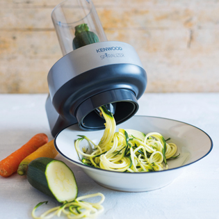 Spirales de légumes et autres accessoires pour le robot pâtissiers Kenwood Cooking chef